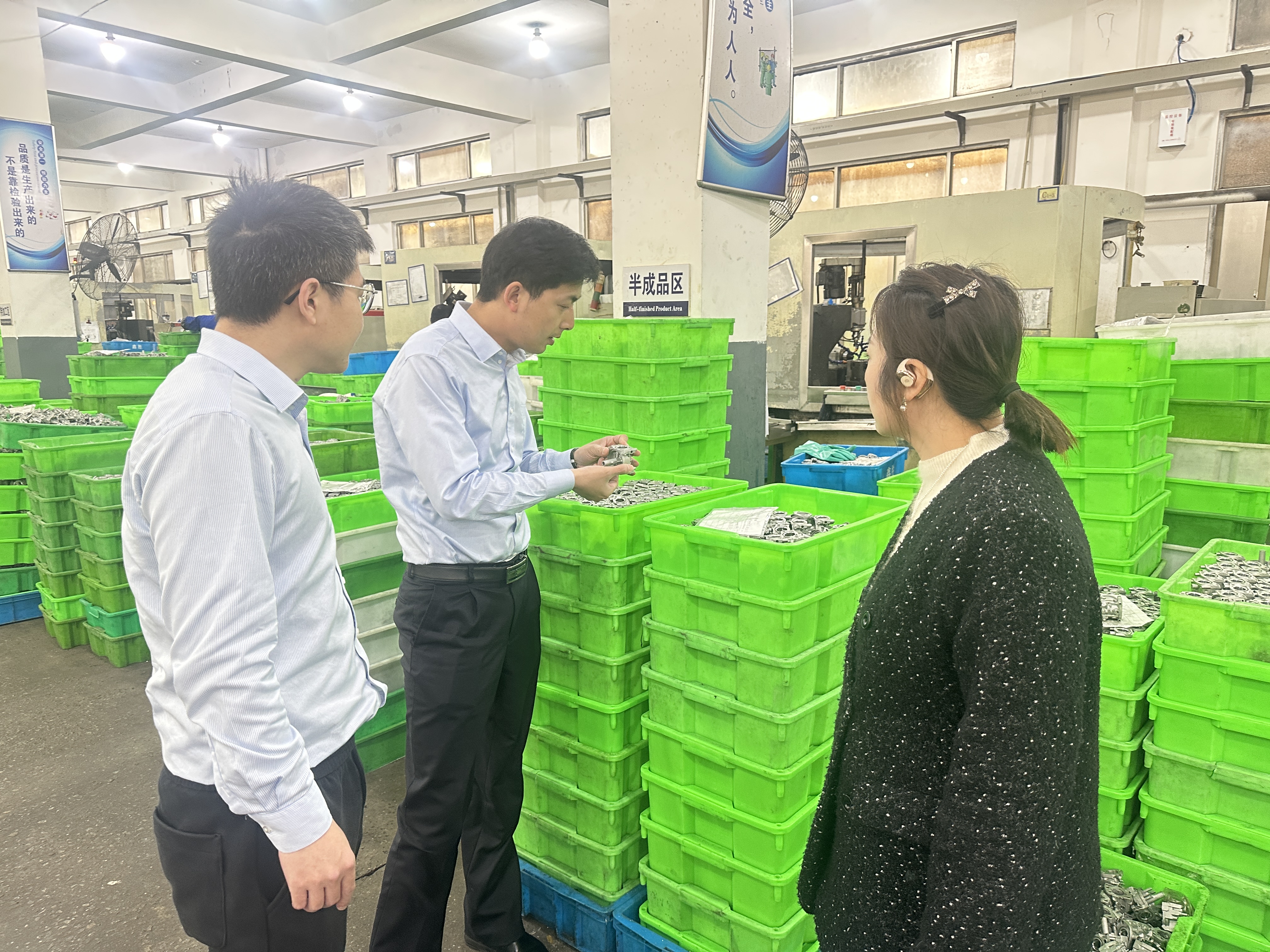 福鼎農(nóng)信聯(lián)社成功辦理首筆小微企業(yè)票據(jù)直貼業(yè)務(wù)